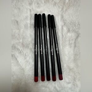 Matte Lip Liner Set - Red and Pink Shades